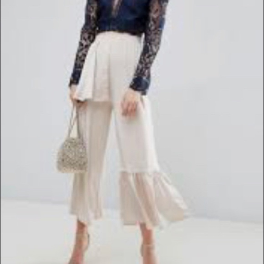 Wide Leg Pants Ruffle Design - Picture 5 of 8